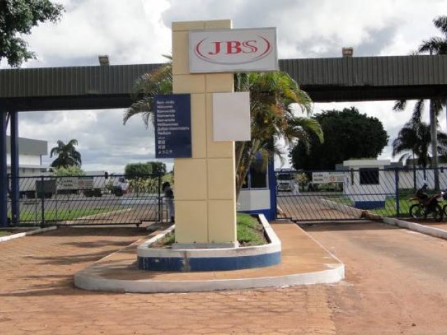 JBS, satisfecho de invertir en el país elagro.com.py/empresas/jbs-s…