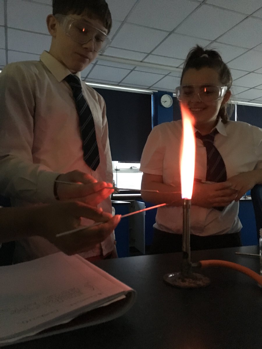WillowsScience's tweet photo. Great work on flame tests 10R2. I enjoyed, hope you did too! @willowshigh What metal ion gives a lilac flame for our firework? https://t.co/RzDYTGlmxW