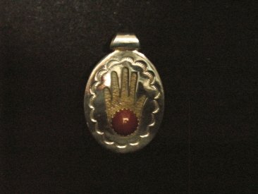 Ajijaakwe's tweet photo. It's #ThrowbackThanksgivingThursday at The NDN Silver Blog, w/the fire of a strong heart & the sacred hoop: https://t.co/E0nVns8vdh. https://t.co/Axk5H7q5fq
