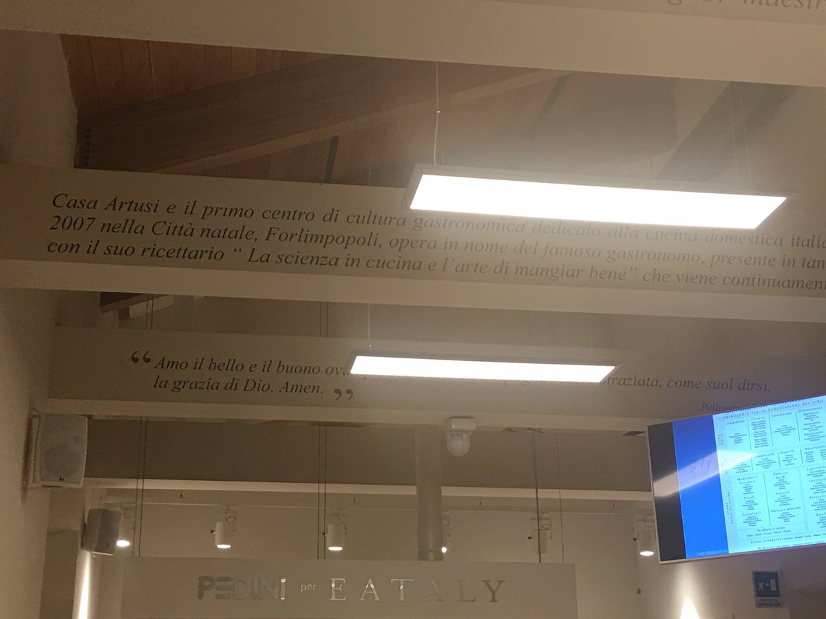 satis1309's tweet photo. Frasi importanti! @Casartusiph @DoctorWine1 @ImbibeSWA @VinifyItaly @ais_italy #wine #sommelier #lefunzionidelsommelier #primolivello https://t.co/addFLrRGiY