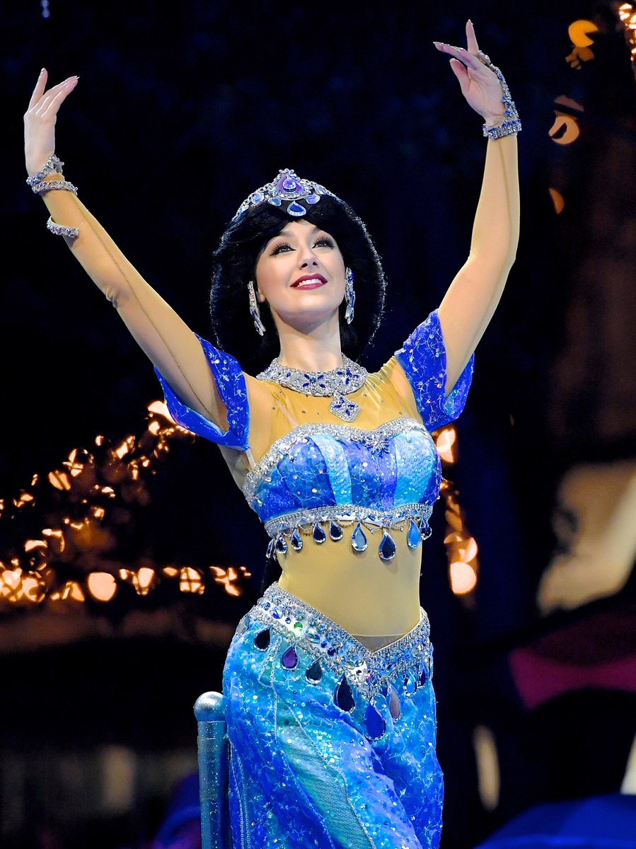 アラジン』は1992年11月25日に公開されました アラジン&ジャスミン