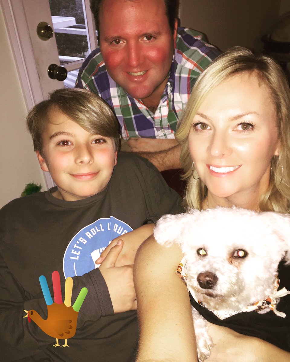 Bridgetangeline's tweet photo. So thankful for my guys!  #happythanksgivingeveryone #familytime https://t.co/DXQ392IGo7
