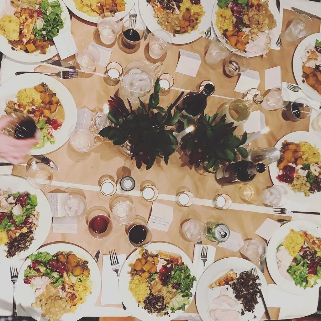 RoanneCLee's tweet photo. Thanksgiving squishy @katherinegherty @shanesarver https://t.co/zyOX5uWyVC https://t.co/rnB2oRCp0u