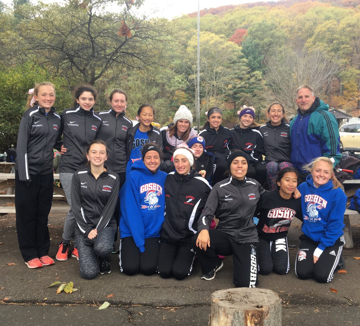 So thankful for this crew right here💕 Happy Thanksgiving from the Lady Glads family to yours.