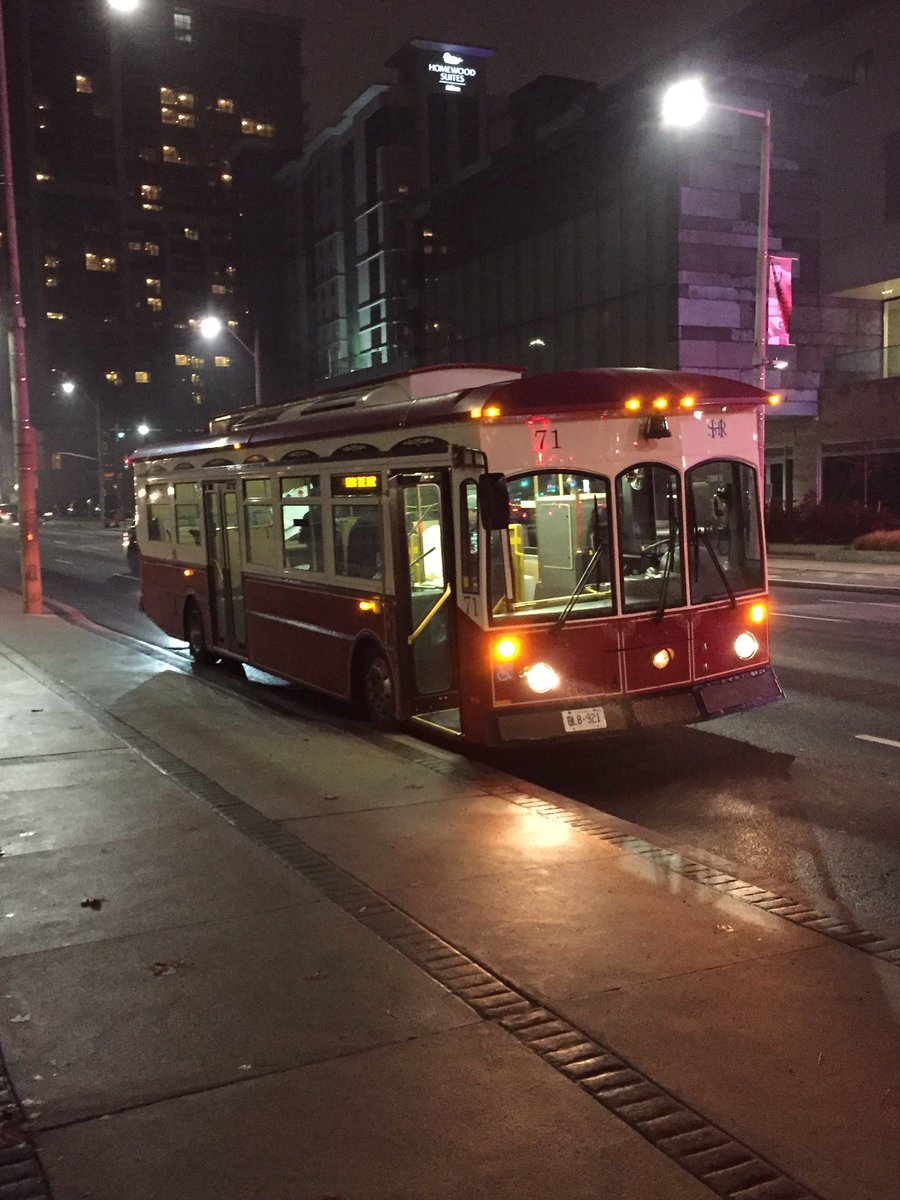 ATU107's tweet photo. Riding in style! #HSR #ATU #ATU107 #Hamilton #HamiltonTransit #Transit #PublicTransit #PublicPower https://t.co/e1Nhkaq4XA