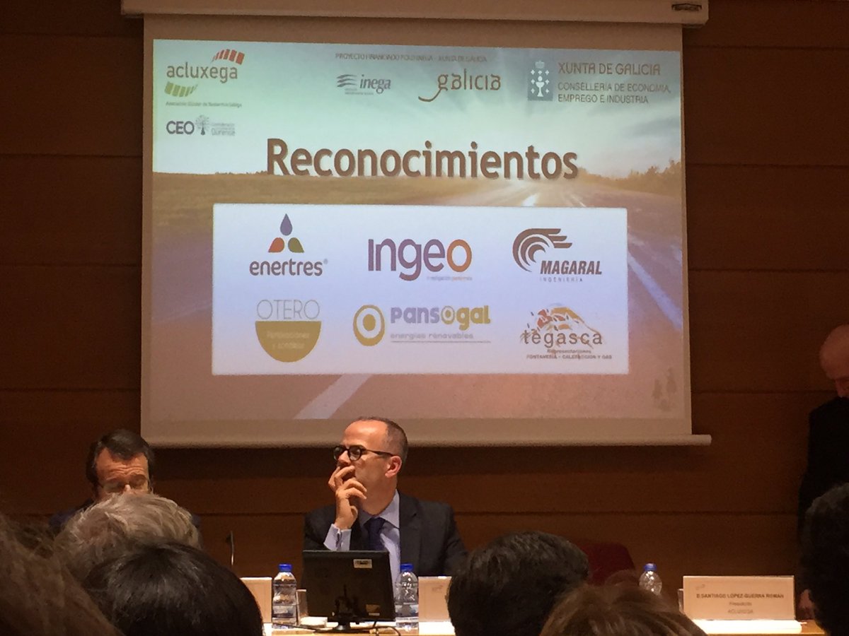 tf3soluciones's tweet photo. Entrega de reconocimientos a @enertres @MagaralIng, Ingeo @PANSOGAL ... #geotermia https://t.co/7I4NJsv3HI