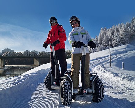 ExploreEdmonton's tweet photo. Cold? Yes. Boring? Never! It’s time to get festive with these great events this month! https://t.co/QkjTXcLcAy #ExploreEdmonton #yegevents https://t.co/geqpJk4EK9