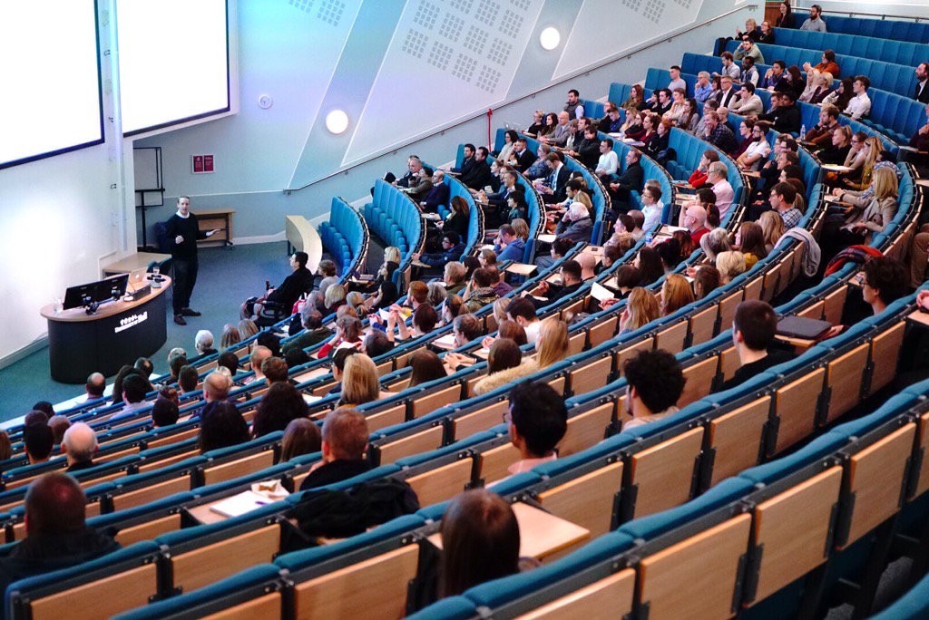 <a href="/acotterill/">alastair cotterill</a> from <a href="/Pinterest/">Pinterest</a> tonight <a href="/UniOfHull/">University of Hull</a> - "Pursue the thing you're passionate about!" 😊 #InspiredInHull