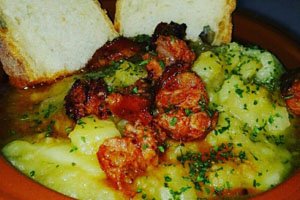 3 Tercios +Tapa por 5€!! Disfruta de esta pokepromo mientas escuchas #FlamencoDirecto en <a href="/TaconFlamenco/">Tacón Flamenco</a> #Granada
ow.ly/9g5h306rXGB