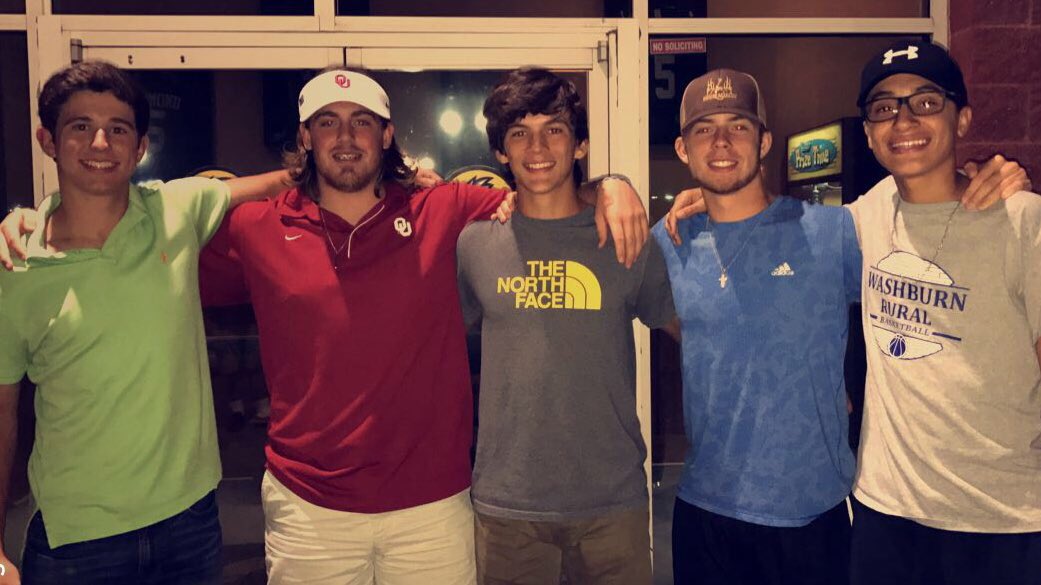 Masonhines08's tweet image. Blessed