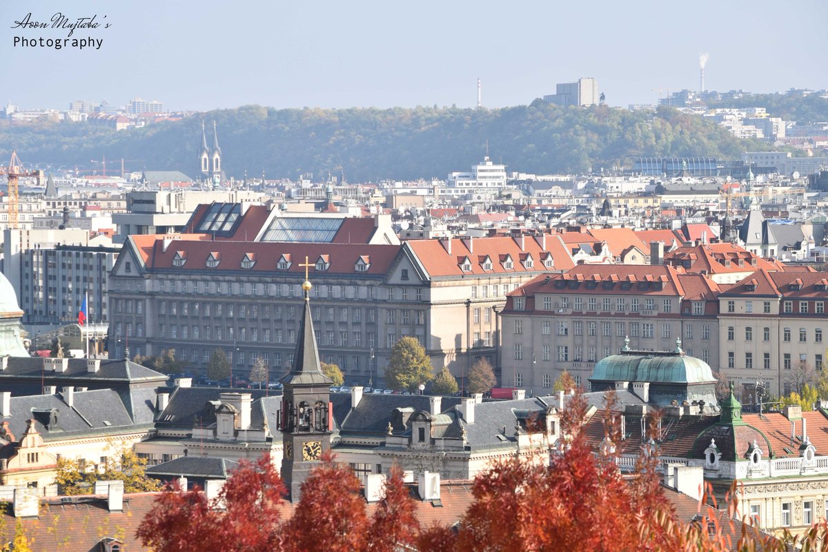 aoonsafdar's tweet photo. I Just want to say this, Prague, Marry Me !!
..
#Traveller #TravelDiaries #Fall2K16 #Prague #TravelBlogger #Europe #Asia #EuroTravel #Nikon https://t.co/hVIJE5KUUe
