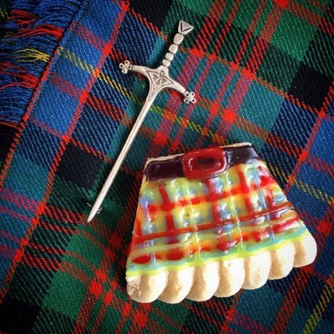 foodiequine's tweet image. Shortbread Kilts for St Andrew's Day 
Great fun to make with the kids 
buff.ly/2gk5Exl