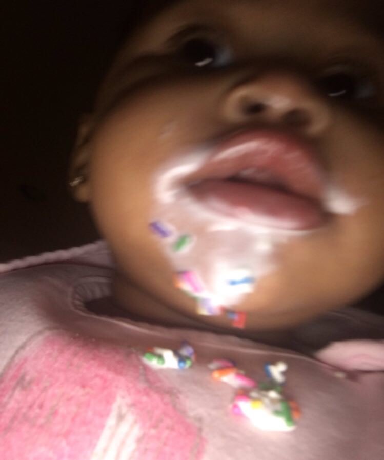 echemadubuike's tweet photo. "you better not be eating before we pray" ... https://t.co/JdWd5U2AO1