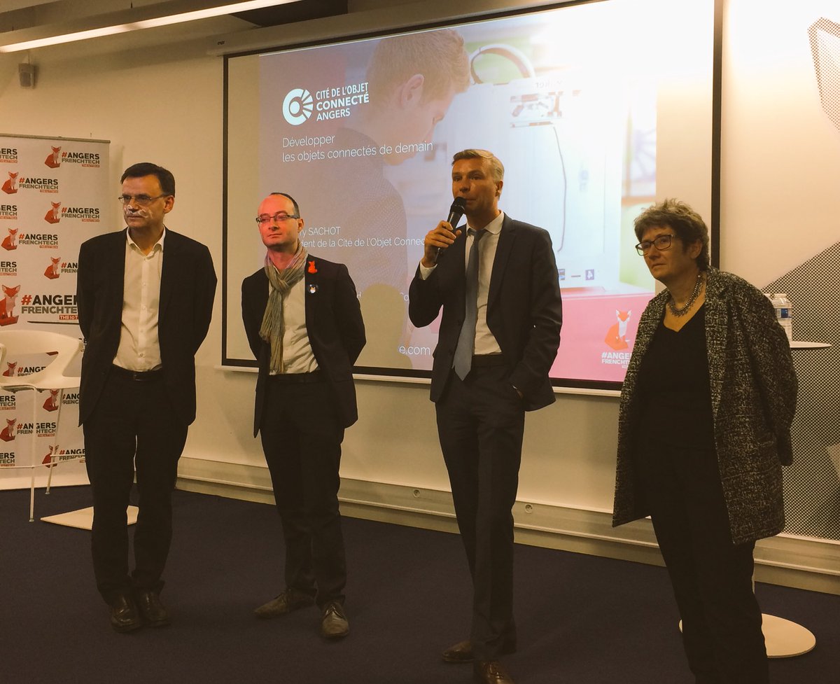 Anita Rénier tweet media