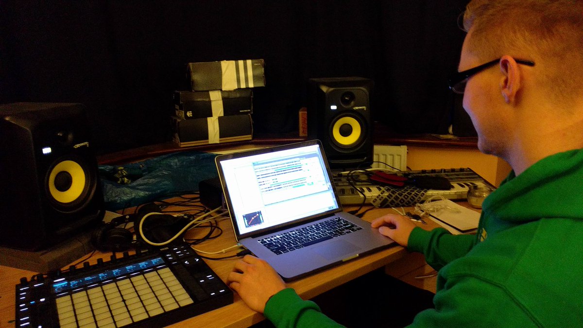 CivilisedMess's tweet photo. Editing soundscapes for our Christmas experience with @PlanAEvents :) https://t.co/974IacZYRk