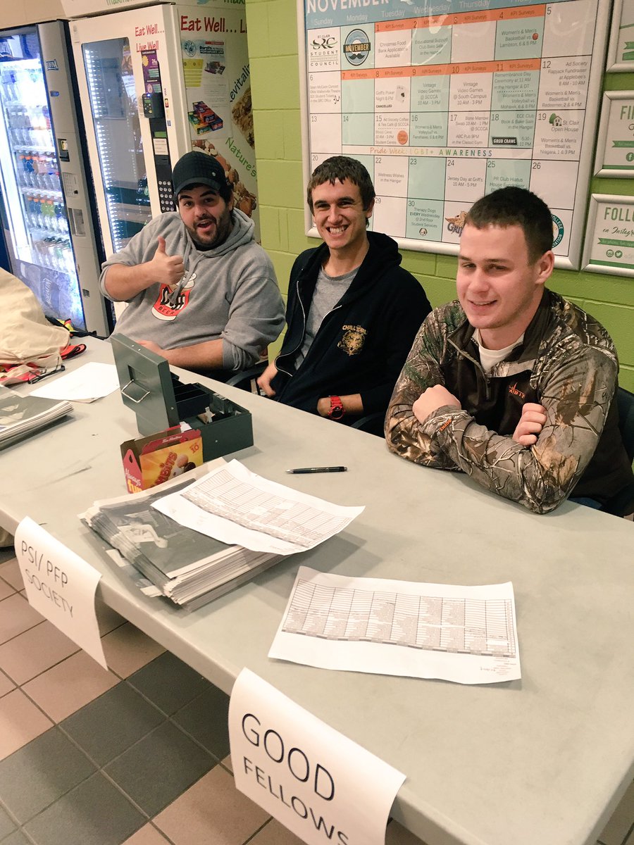 PSIPF_Society's tweet photo. PSI/PF students helping with #Goodfellows  #NewspaperCampaign!
 @StClairSRC @StClairCollege @STCLAIRALUMNI @WindsorPolice @LaSallePoliceON https://t.co/aavQnFQyuv