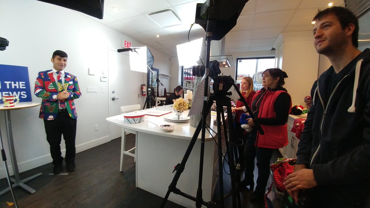 IamDanielChai's tweet photo. Back on set with Plugged In's Holiday Special! Thanks to @PoshPantryBby for providing @KidneyBC with a great film set! #ActorLife https://t.co/YP4qACcRnB