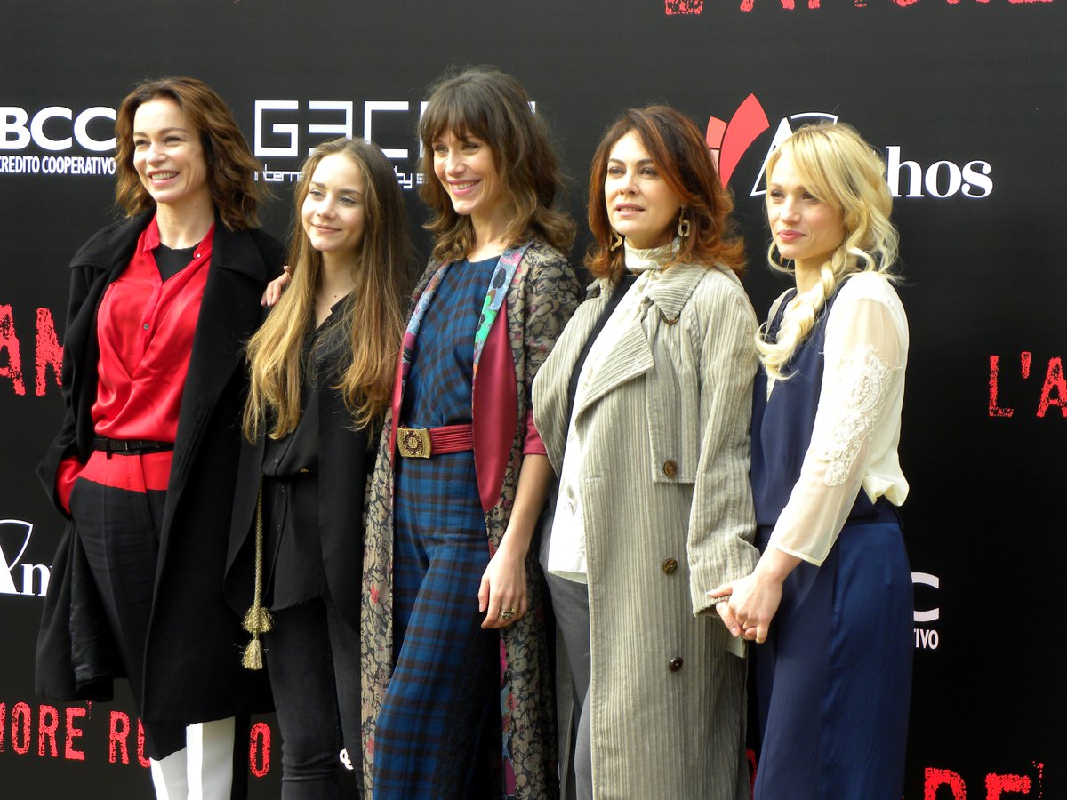 #StefaniaRocca #ElisabettaMirra #GabriellaPession #ElenaSofiaRicci #ChiaraMastalli al photocall del film #LAmoreRubato - mio scatto