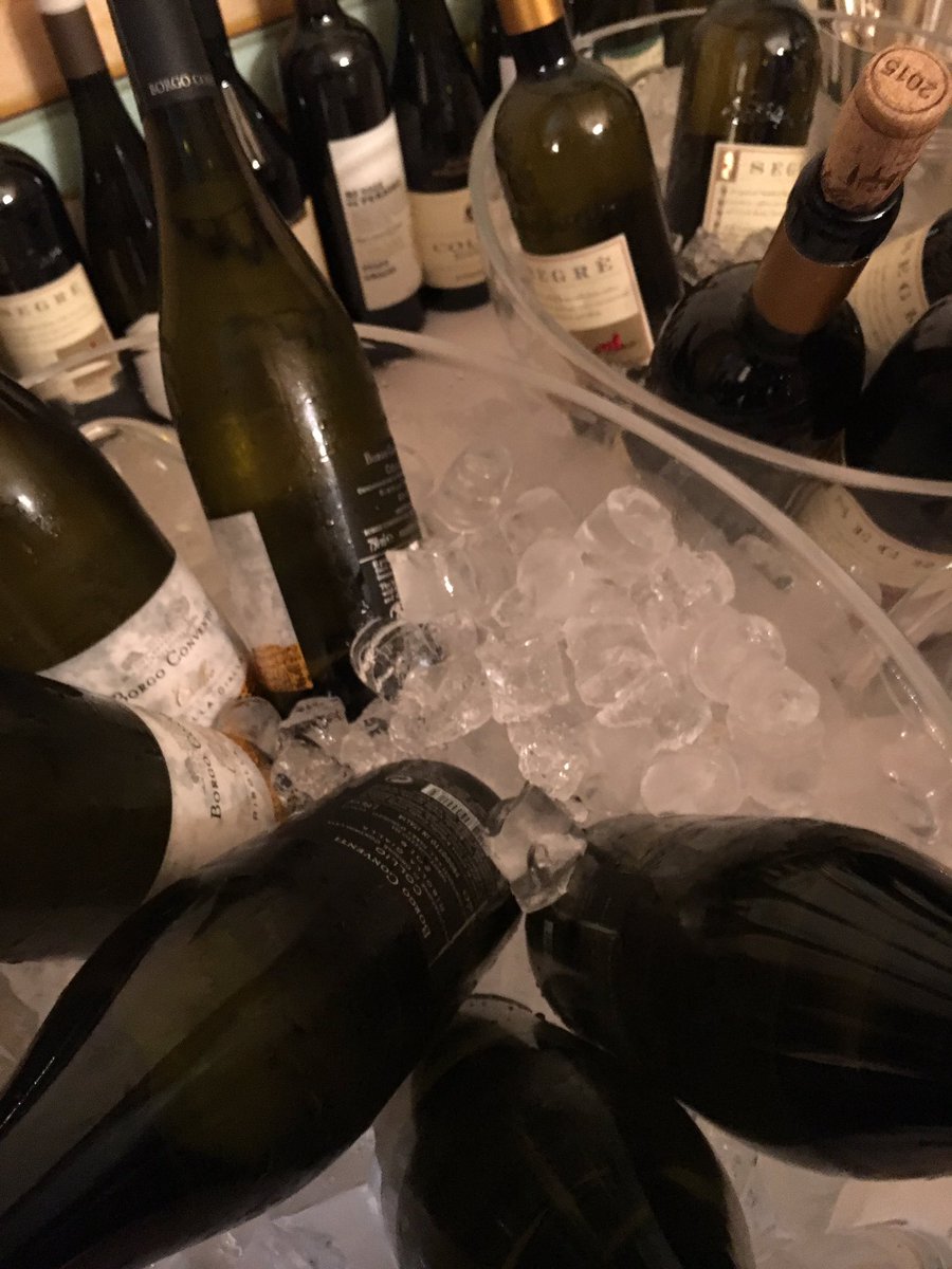 PaoloValente88's tweet photo. Sta per iniziare il #COLLIODAY @AISMilano @blogcollio 9 #vini in degustazione @WestinPalaceMil https://t.co/k7MFJqpK2y