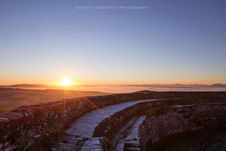martinagardiner's tweet image. Sunset above the fog tonight - The stunning view from the ancient Grianan #ringfort #Inishowen #Donegal