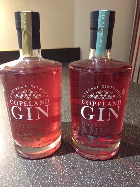 eating_ideas's tweet image. Its a moment of JOYwhen @Copeland_Gin's Gareth appears at the window with 2 bottles of #Gin!  Proud to be a founder! Now wheres the tonic?