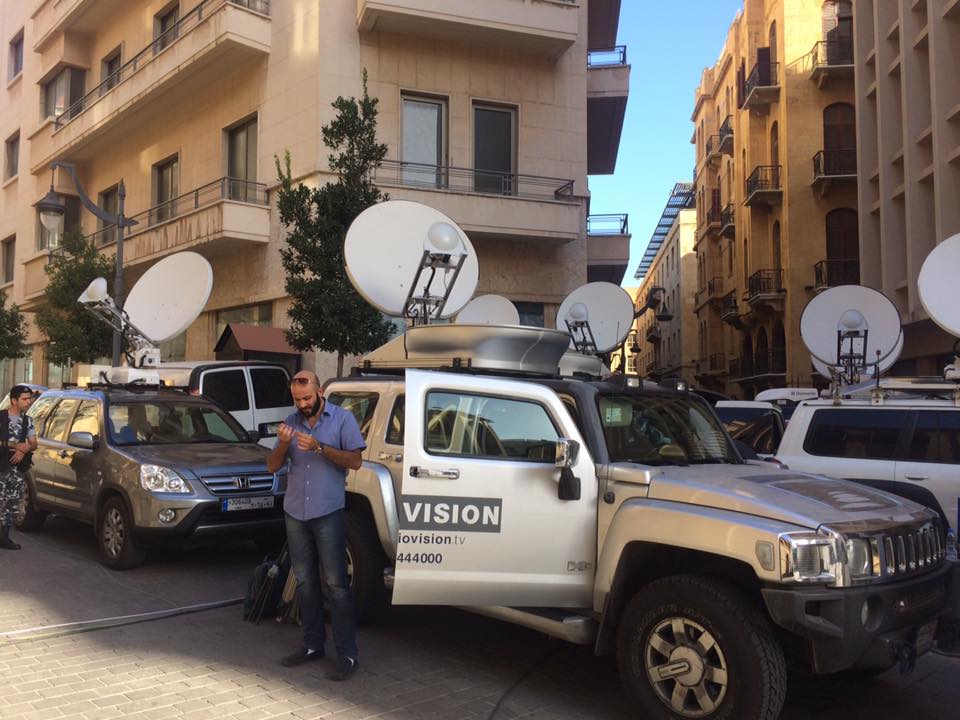 Holkirk's tweet photo. Just found this picture of the Lebanon Elections...... Wow! so many Holkirk antennas thanks Nabil at TRADECOM https://t.co/t1xqLND2lU