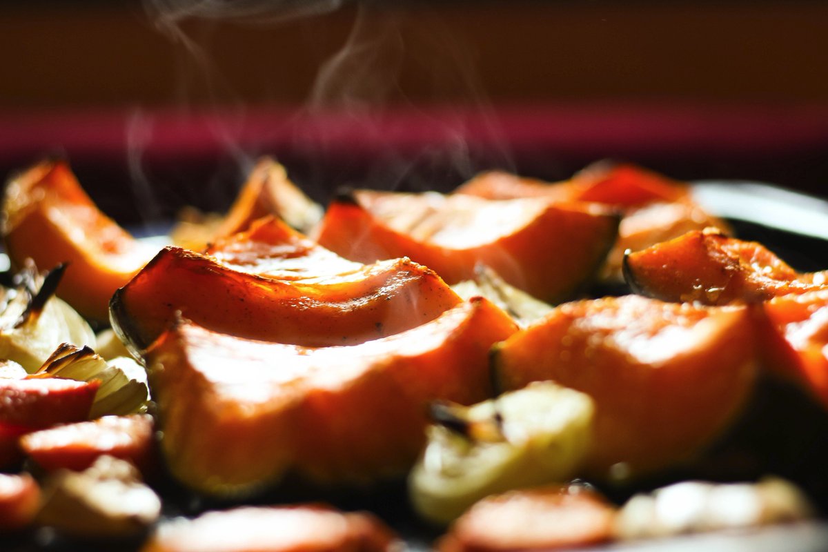 zakuvavanjeblog's tweet photo. Potaž od pečene bundeve!
Check it out! :)
#potaz #zakuvavanje #food #foodporn #bundeva
https://t.co/DtxA1anTMu https://t.co/2AW7r451ch