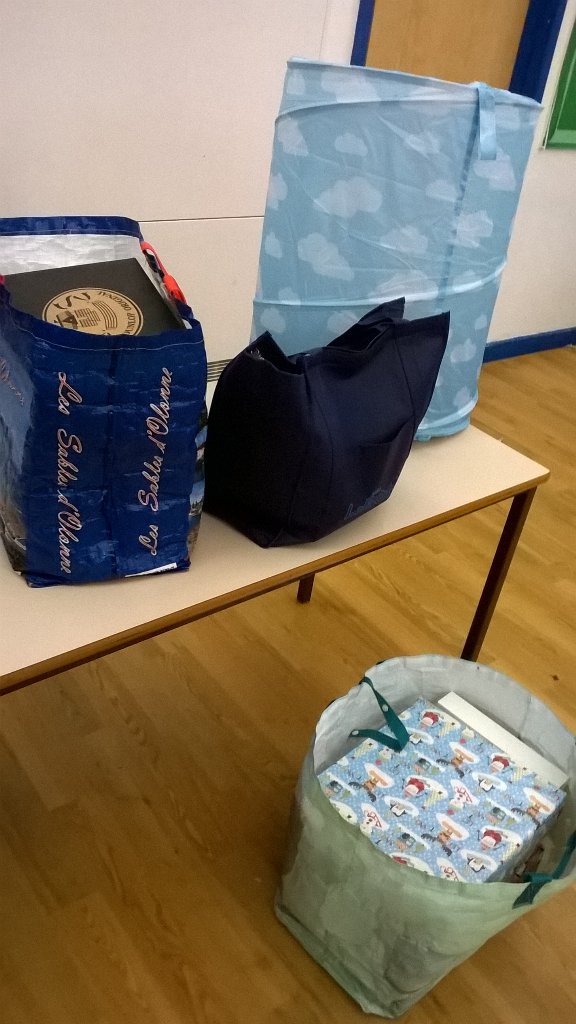 Christma5Craft's tweet photo. Packed up after selling at barely fields primary Christmas fair https://t.co/7Jalg54Vng