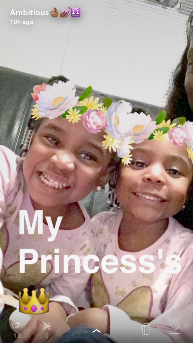 MeetMrsCrawford's tweet photo. My babies are not babies any more 👯‍♂️😘 https://t.co/WrnjBoqbzE