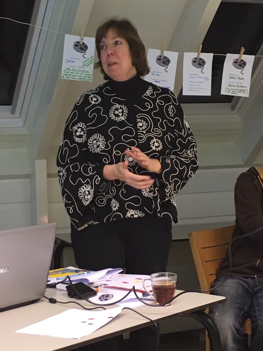 meetup072's tweet photo. @LiesbethBreek over de boeken ' Creating cultures of thinking' en 'Making thinking Visuable' als inspiratie. #meetup072 https://t.co/Cm11awIF3n