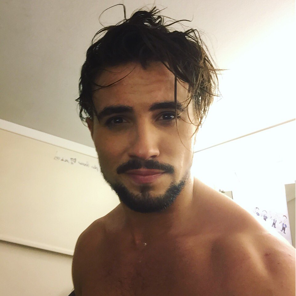 OlivierDion's tweet photo. On remet la machine en marche au Palais des Sports!!! C'est physique @les3moff 😜💦 On se voit ce week-end? https://t.co/ar4Z6FTk2x