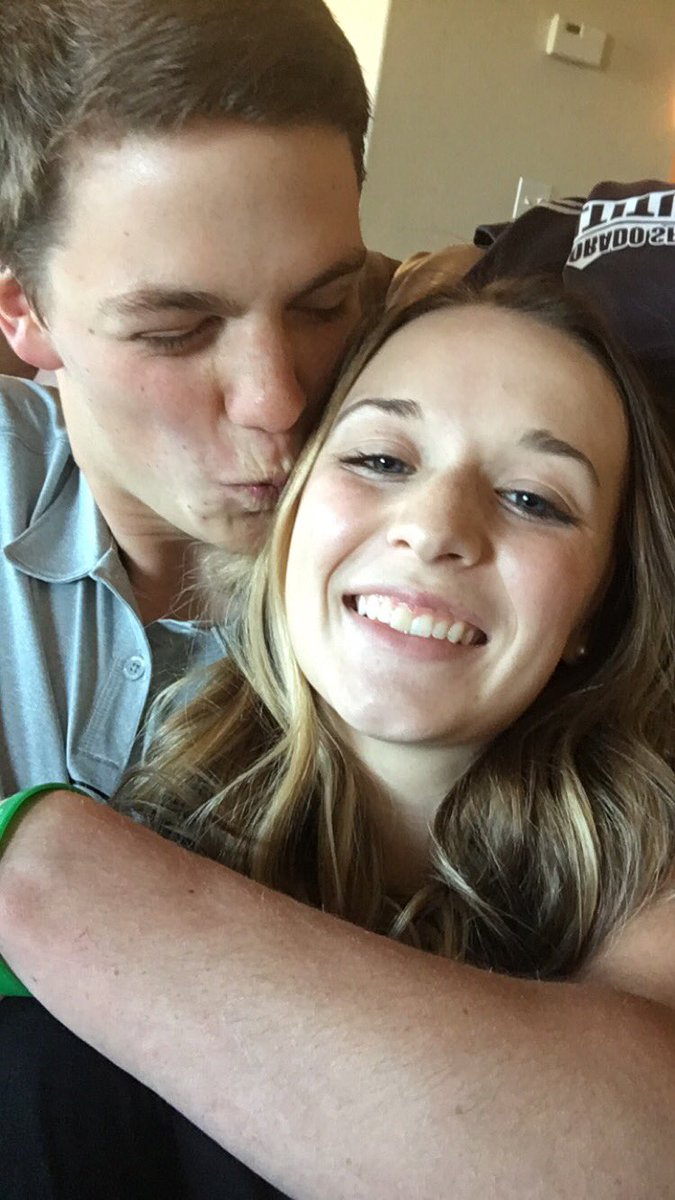e_nowlin's tweet photo. Thankful for my guy &amp; wishing I was with him https://t.co/kyf5lCZ3hj