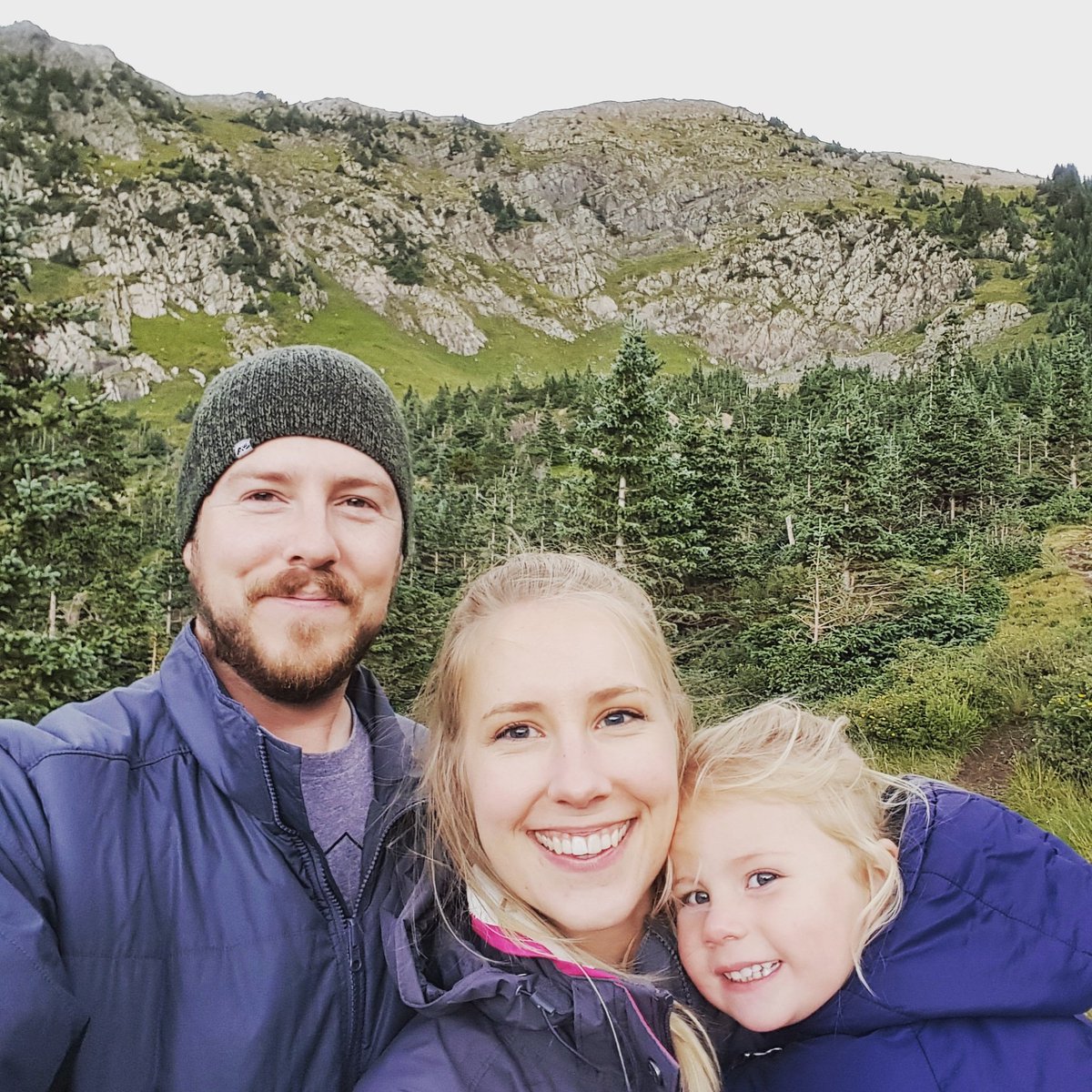 OverlandStyle's tweet photo. Happy Thanksgiving from the Lifestyle Overland family!
#thanksgiving #lifestyleoverland #overlandstyle #overland #overlanding https://t.co/LiDTMobd8Y