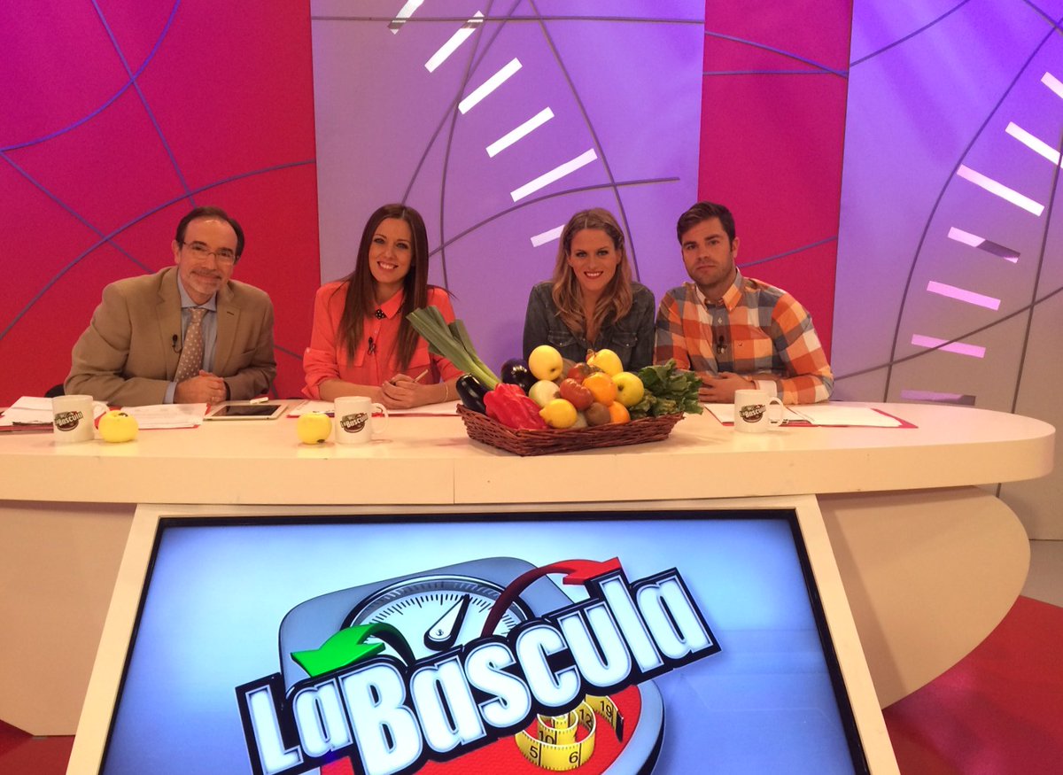 labascula_ATV's tweet photo. Comparte estas fotos y gana una estupenda cesta de frutas, gracias a nuestros amigos de @FrutasOlmos  #labascula64 https://t.co/k681xk8XkW