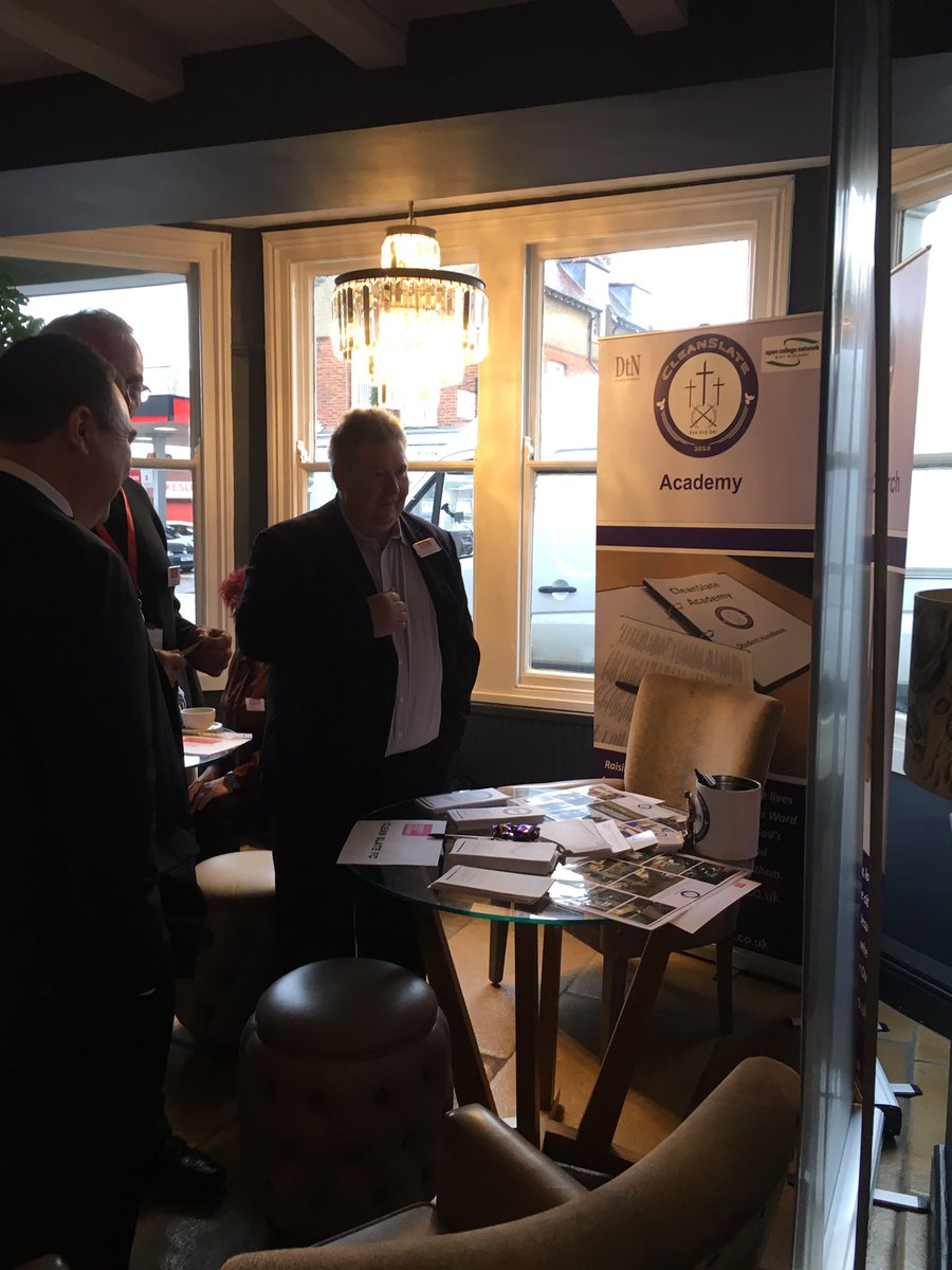 DicerboElaine's tweet photo. @DicerboElaine held a successful speed networking event in @theswanWS with @JacquiConnects showcasing @BITC connecting businesses @ComActMK https://t.co/VR3UuDup0t