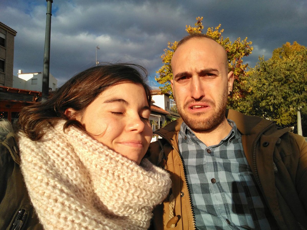 Evmarogil's tweet photo. Al solecito hoy en Guadix con @amv_antonio Gracias por la sorpresa!! Te quiero un montón Nono! https://t.co/cgsldM9JaQ