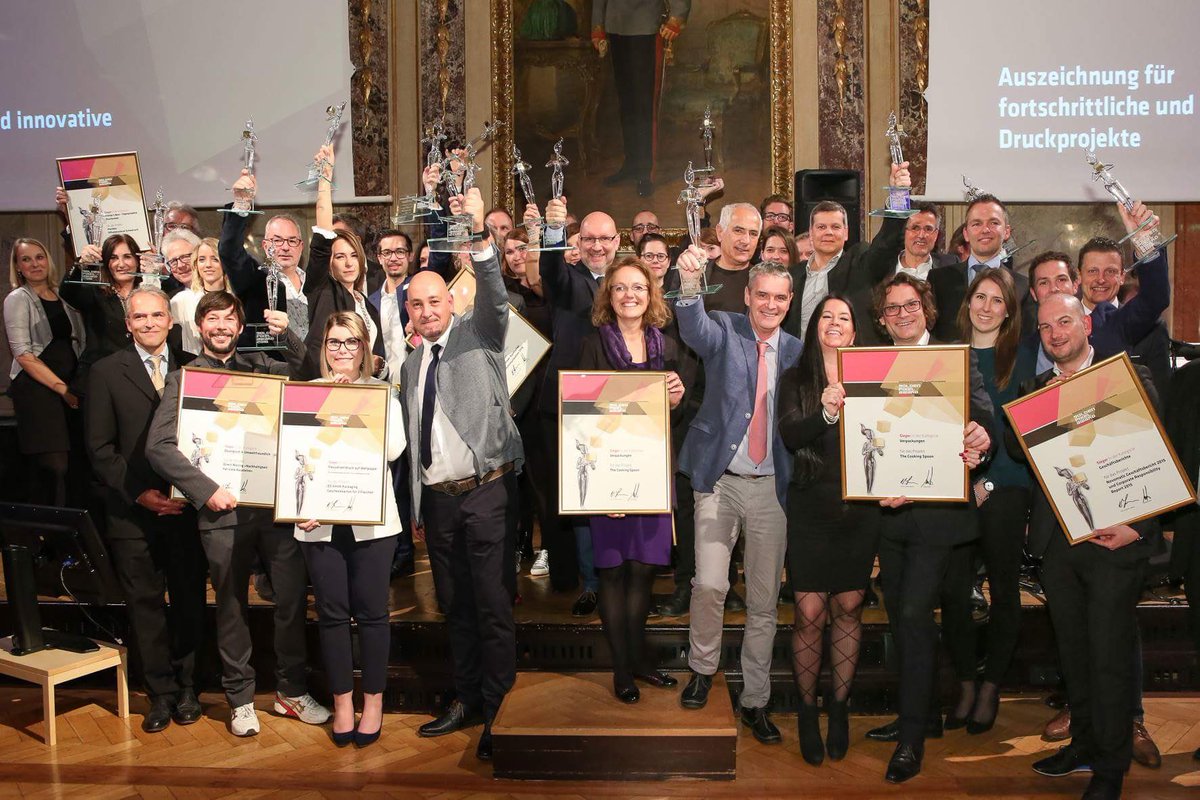the_cooking's tweet photo. #thewinner is #TheCookingSpoon freut sich über den Golden Pixel Award 2016 in der Kategorie Verpackung https://t.co/pBZ4jFoUfi