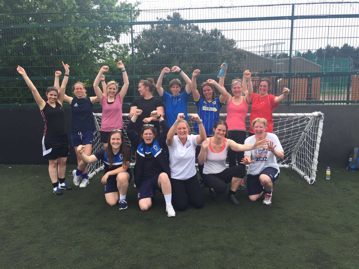 Ladies, fancy a kickabout before <a href="/AFCWimbledon/">AFC Wimbledon</a> match?  ⏰ 12-1pm