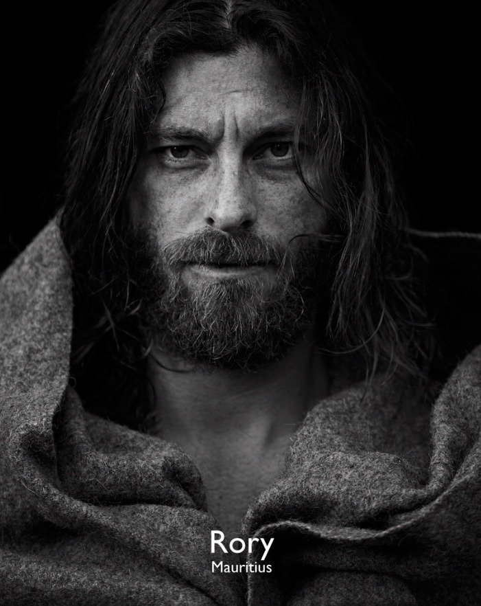 Verve_Magazine's tweet photo. COVERED by Bob Leinders - https://t.co/TBpLXlfyTI https://t.co/GlJPbucc2K