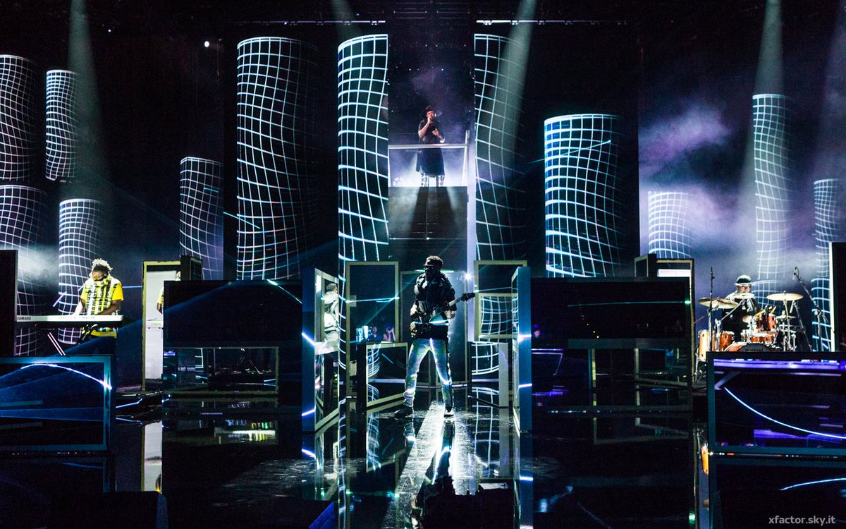 XFactor_Italia's tweet photo. C'è una canzone con cui i #SoulSystem non spacchino??? #XF10 https://t.co/zVaM8dKbtU