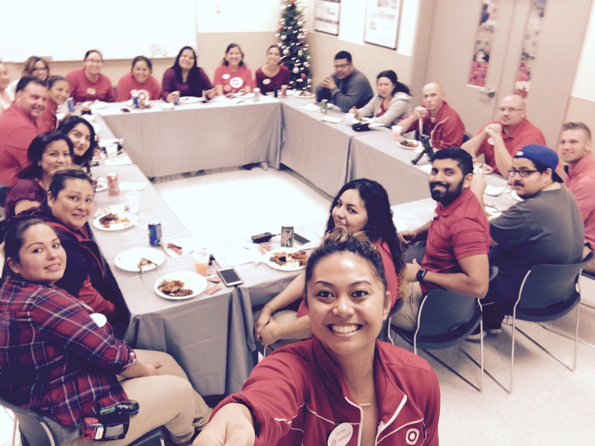 helloitsjflo's tweet photo. Hands down, so thankful for this Target Family of mine! With this team, WE ARE UNSTOPPABLE. #SOTHANKFUL #1293isTHEPLACETOBE https://t.co/7QuQQK3HHO
