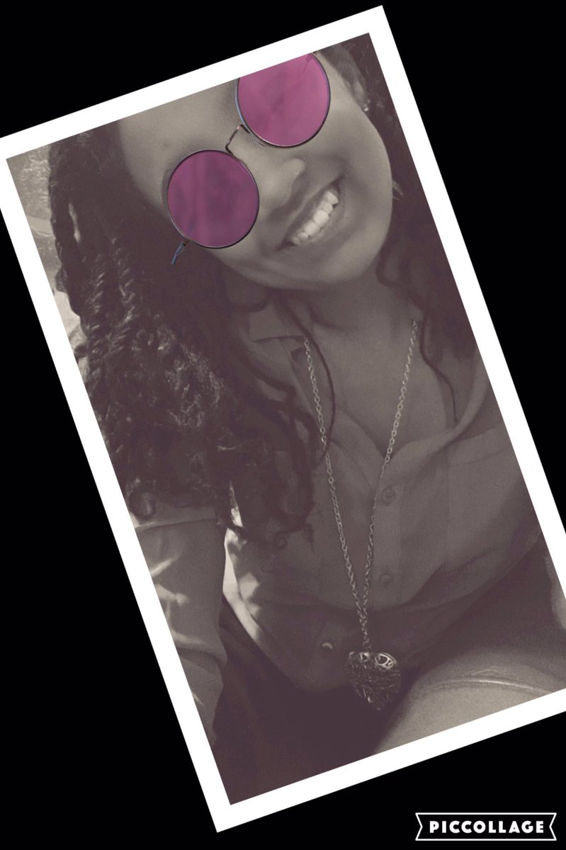 riiahbaby's tweet photo. I seriously hate my smile 💩😷💯 https://t.co/5Id6jcDB55