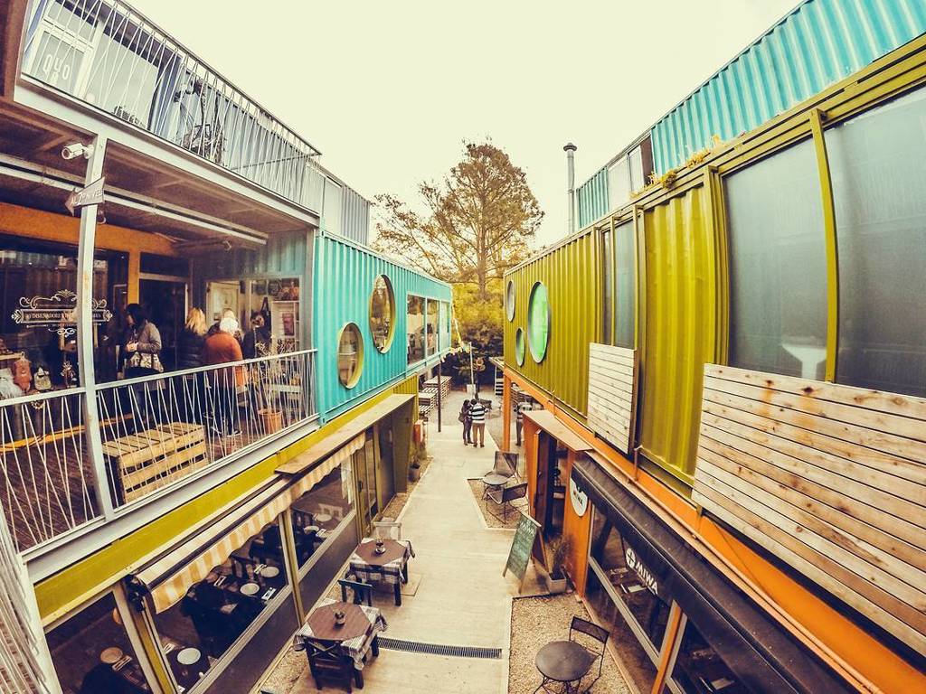 grobledo's tweet photo. QUO Container Center #goprohero4 #goprolab #igersarg #igers #container #quo #gopro #argent… https://t.co/NEs5M0jStL https://t.co/IpWfEcnMLo