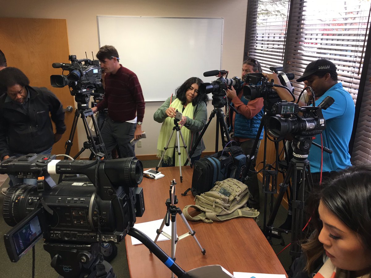 PikeHaleighdee's tweet photo. Press setting up for the Shasta County Sheriff's Office press conference about Sherri Papini being found @KRCR7 https://t.co/NxH0sjIhBG