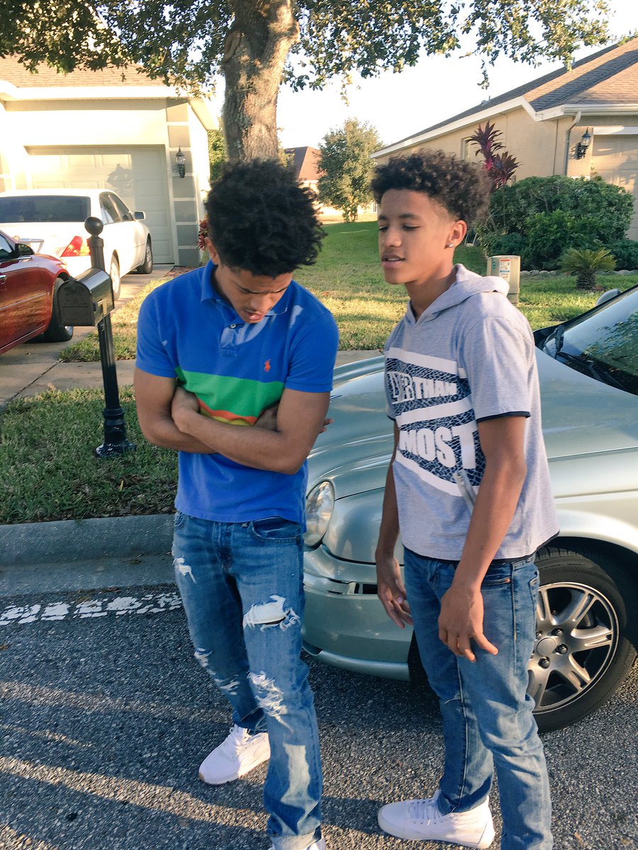 brooks_duane's tweet photo. Thankful for my brothaz 💉💯 https://t.co/5D2TSVjs7W