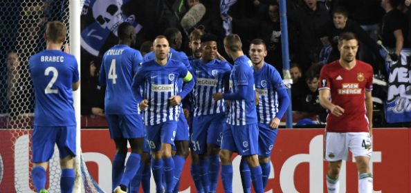 voetbalnieuwsbe's tweet photo. Genk overwintert na krappe zege tegen Rapid Wenen #gnkrap #UEL https://t.co/xLpLjjmp0X https://t.co/6GkjWZJTv0