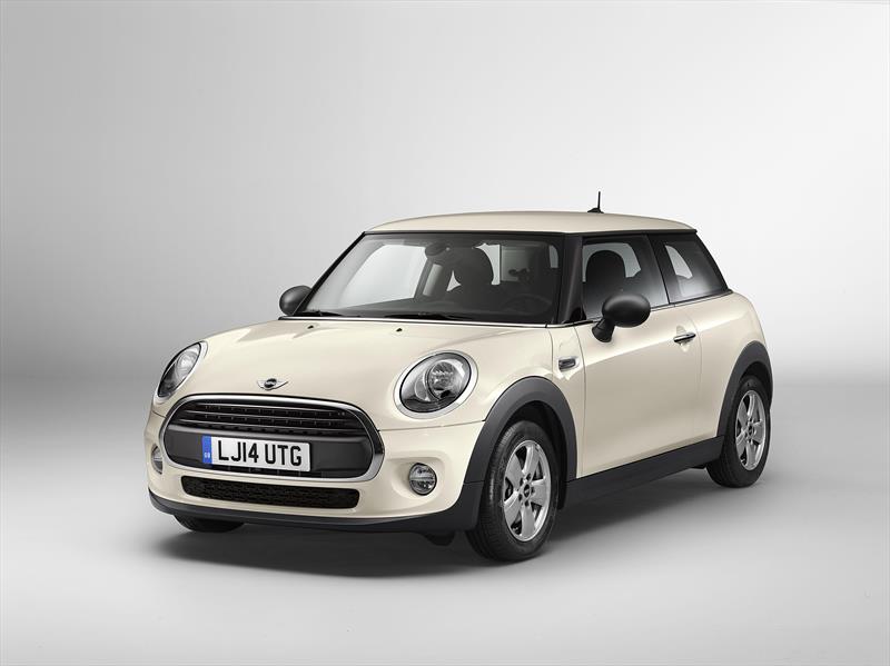 soloautos's tweet photo. #QueCompar Te decimos los 5 vehículos con los mejores interiores por 350 mil pesos o menos, ¡chécalos aquí!...https://t.co/oNGcktNbxM https://t.co/CxHZf7RI4s