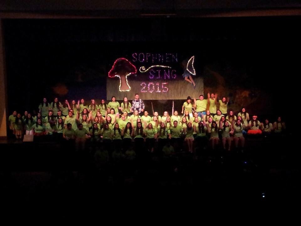 SeniorSing17's tweet photo. Thankful for the mmrs❤️ #gsv14 #gsv15 #jsv16 #ssv17 https://t.co/39dL9u7jqR