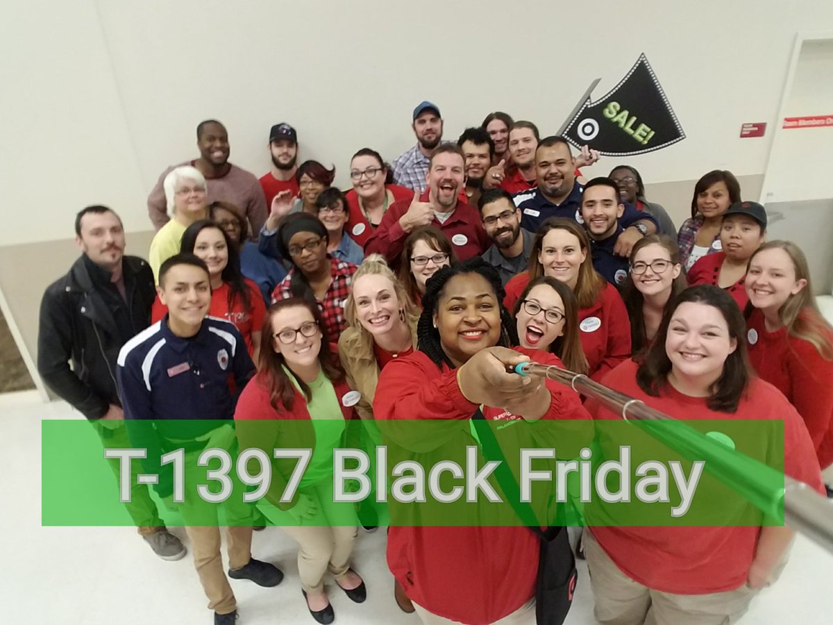 slnww4's tweet photo. T-1397 IS READY FOR #blackfridayshopping . #d301 #thanksgiving #workwhereyoulove https://t.co/a4nc5tO0Tb