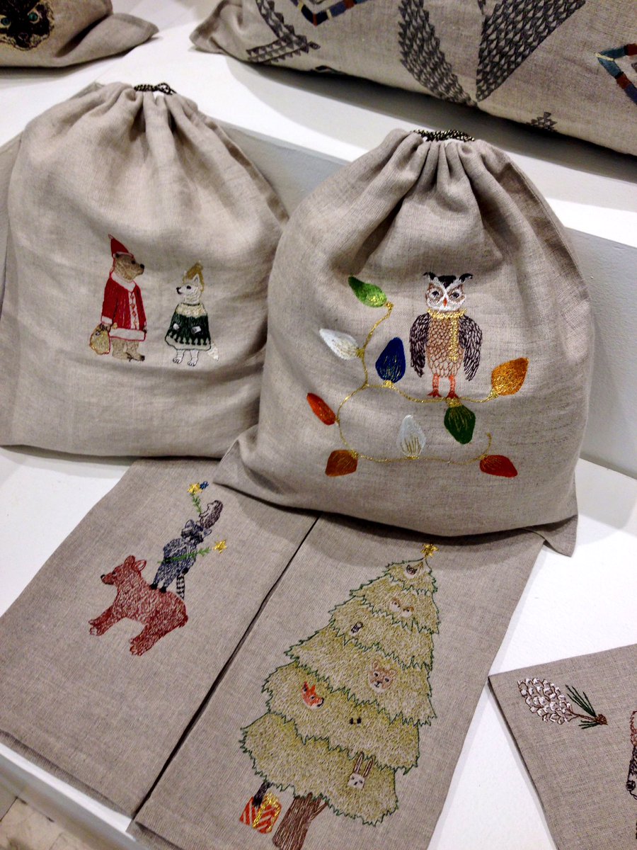 名古屋parco 名古屋パルコ Twitterissa 西館1f アッシュペーフランス ニューヨークの刺繍ブランドcoral Tuskの雑貨 オーナメントやクッションカバーなど クリスマスギフトにもぴったり Happyholiday 名古屋parco 名古屋パルコ Twitterissa 西館1f アッシュペーフランス ニューヨークの刺繍ブランドcoral Tuskの雑貨 オーナメントやクッションカバーなど クリスマスギフトにもぴったり Happyholiday